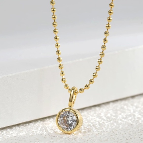 NEW 14K Gold Plated CZ Solitaire Necklace - Picture 6 of 6